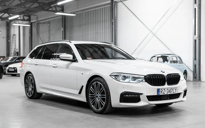 BMW Seria 5 cena 165000 przebieg: 170122, rok produkcji 2019 z Kobyłka małe 781